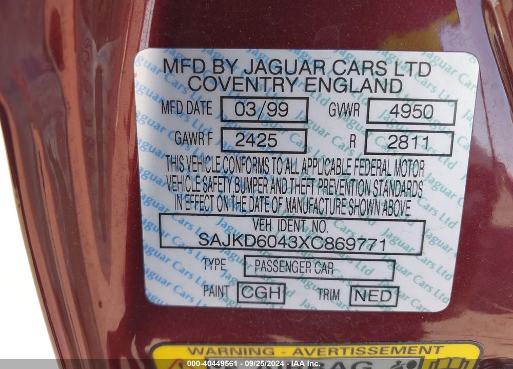 1999 JAGUAR XJ8 VANDEN PLAS VIN: SAJKD6043XC869771