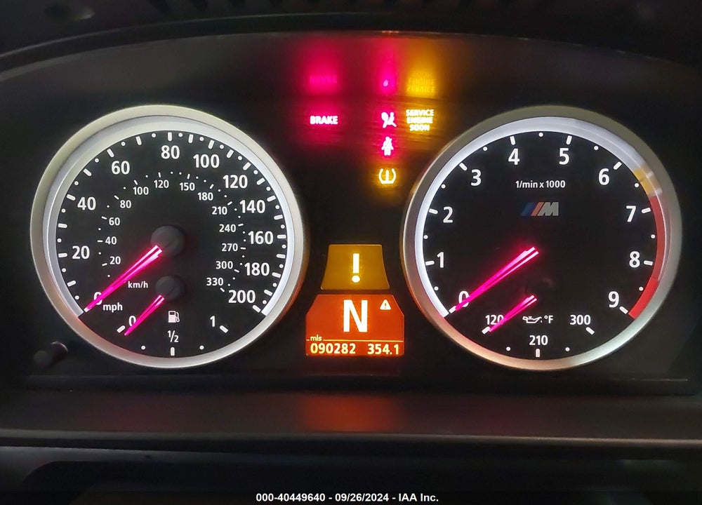 2007 BMW M5 VIN: WBSNB93557CX07057