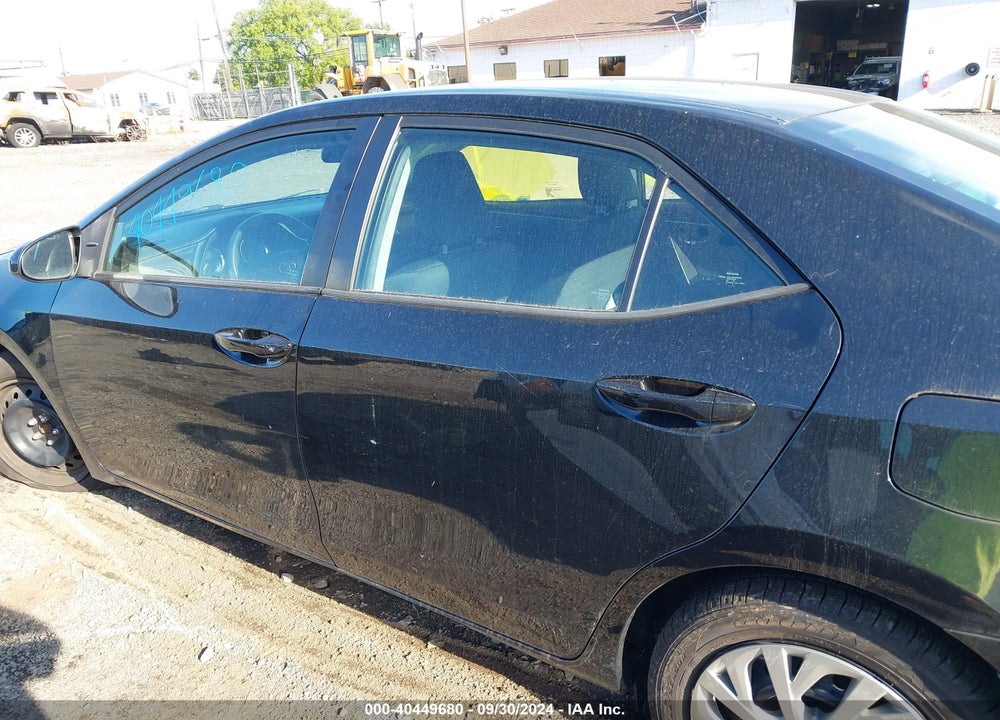 2019 TOYOTA COROLLA LE VIN: 2T1BURHE5KC132696