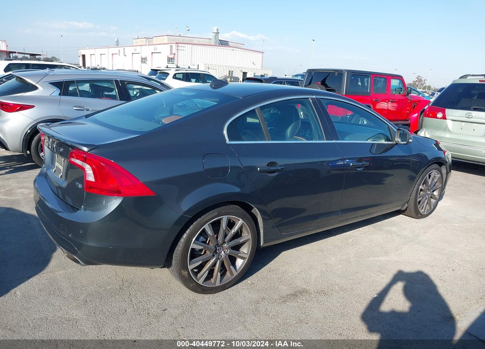 2015 VOLVO S60 T5 PREMIER VIN: YV126MFK1F2366404