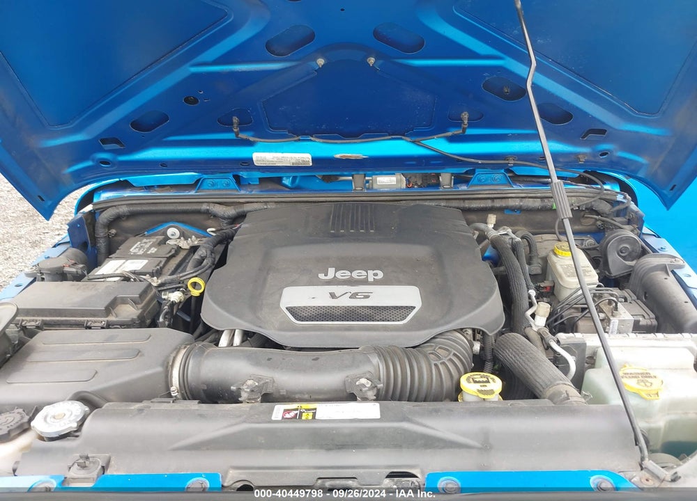 2016 JEEP WRANGLER UNLIMITED SPORT VIN: 1C4BJWDG8GL305187