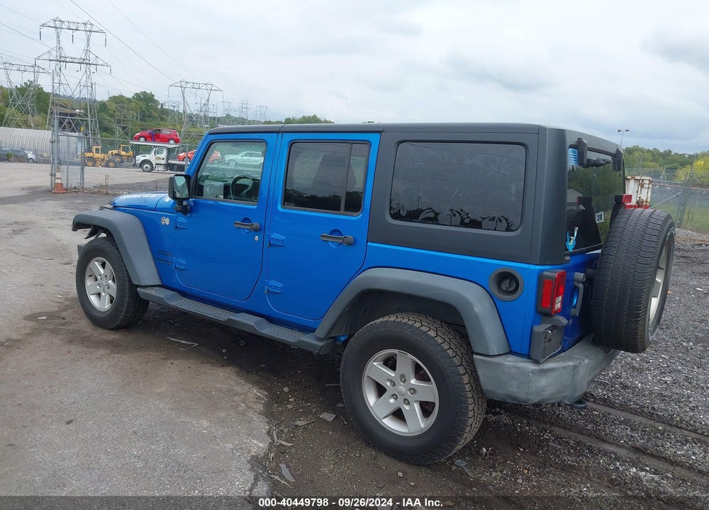 2016 JEEP WRANGLER UNLIMITED SPORT VIN: 1C4BJWDG8GL305187