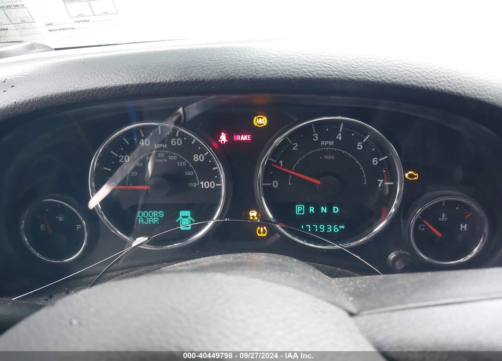 2016 JEEP WRANGLER UNLIMITED SPORT VIN: 1C4BJWDG8GL305187