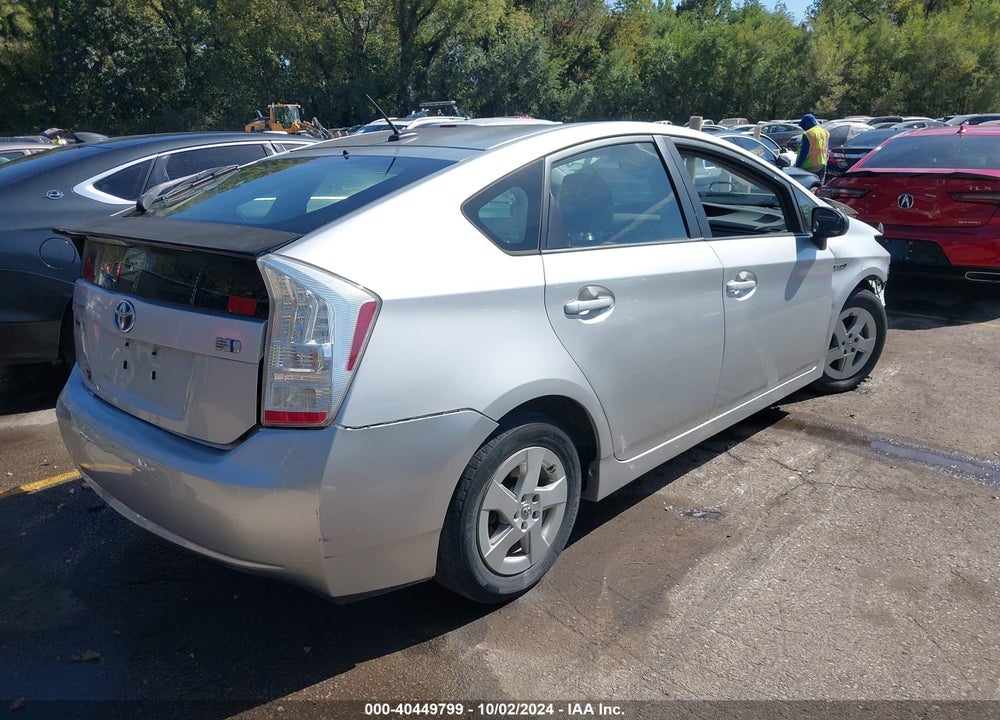 2011 TOYOTA PRIUS TWO VIN: JTDKN3DU8B0259590