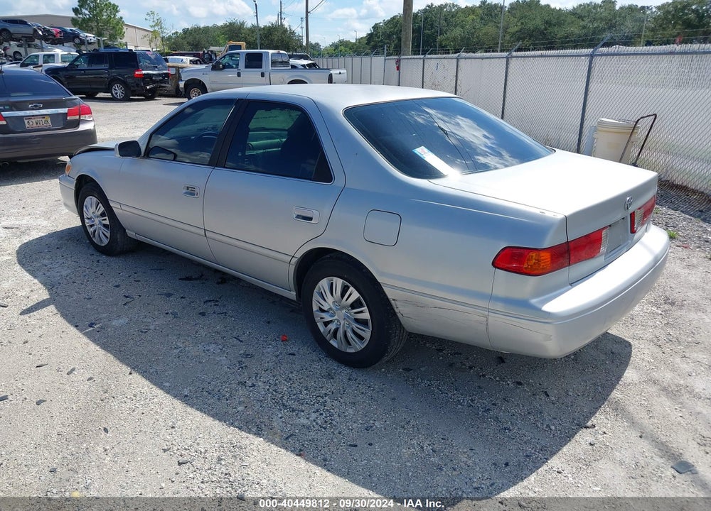 2000 TOYOTA CAMRY LE VIN: 4T1BG22K5YU013776