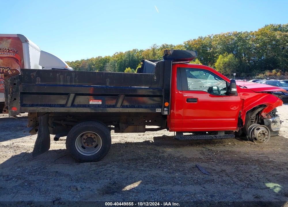 2019 FORD F-350 CHASSIS XL VIN: 1FDRF3H61KEF74799