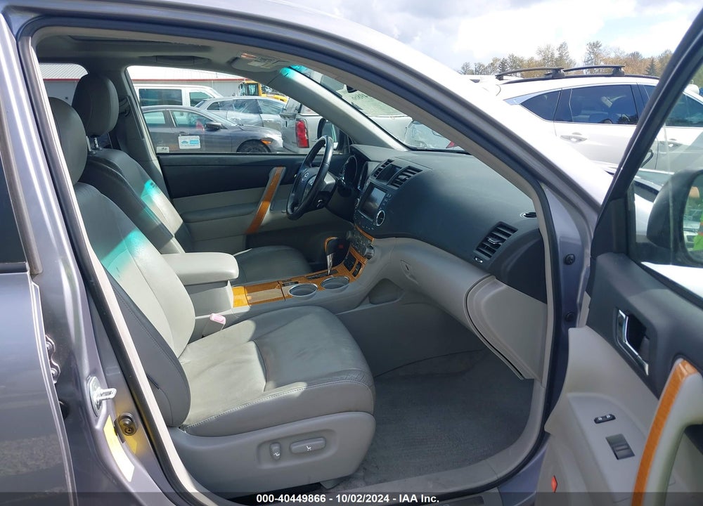 2008 TOYOTA HIGHLANDER HYBRID LIMITED VIN: JTEEW44A782025388