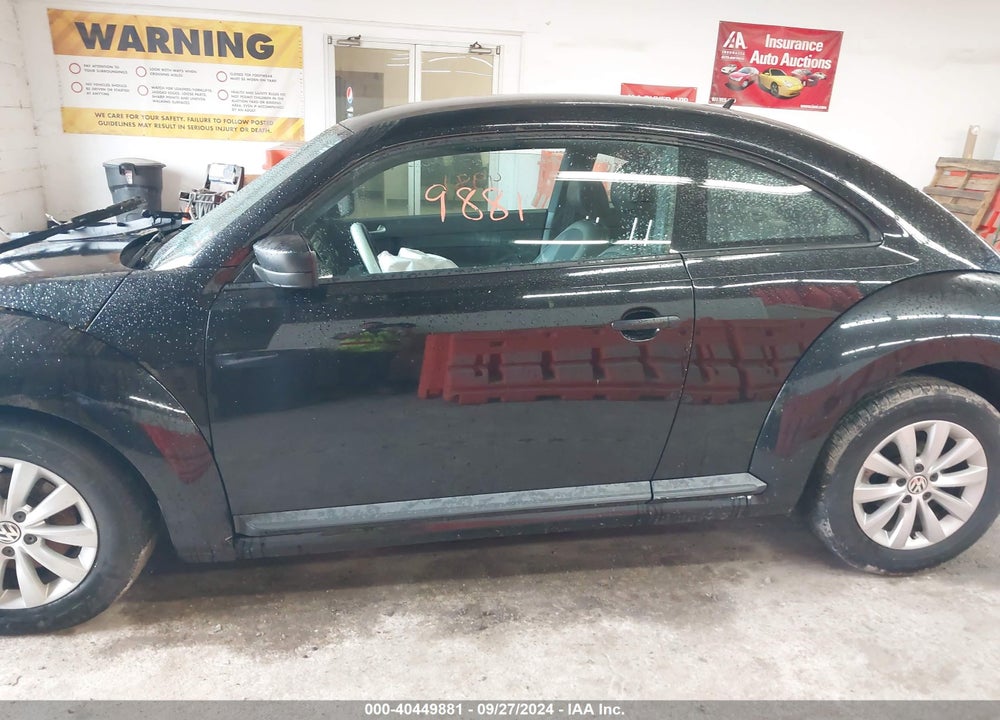 2015 VOLKSWAGEN BEETLE 1.8T FLEET EDITION VIN: 3VWF17AT0FM615661