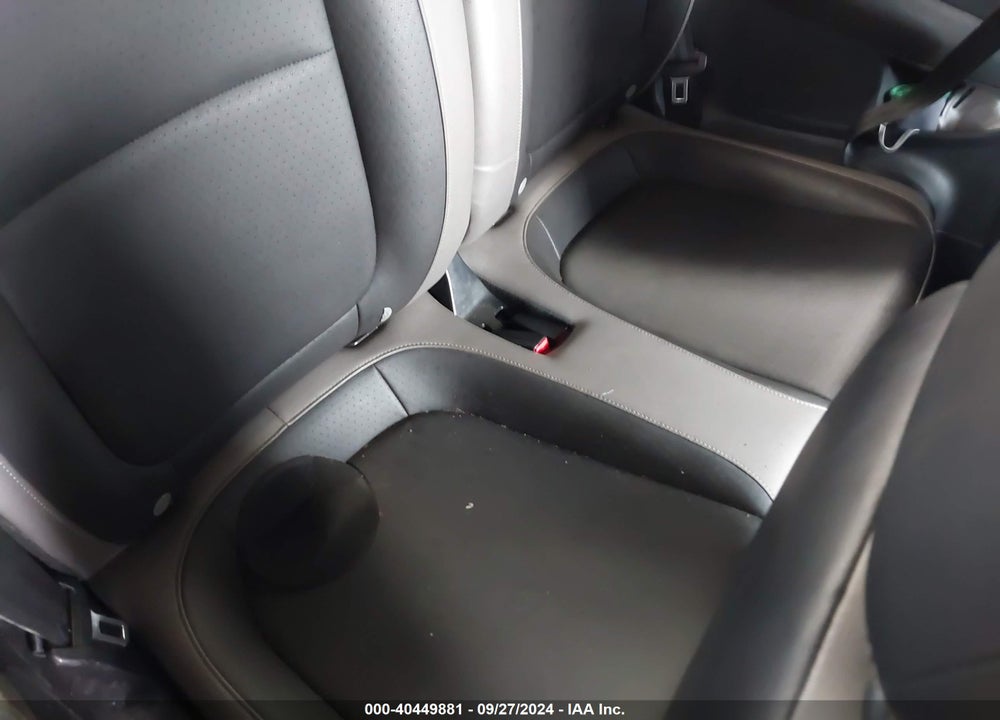 2015 VOLKSWAGEN BEETLE 1.8T FLEET EDITION VIN: 3VWF17AT0FM615661