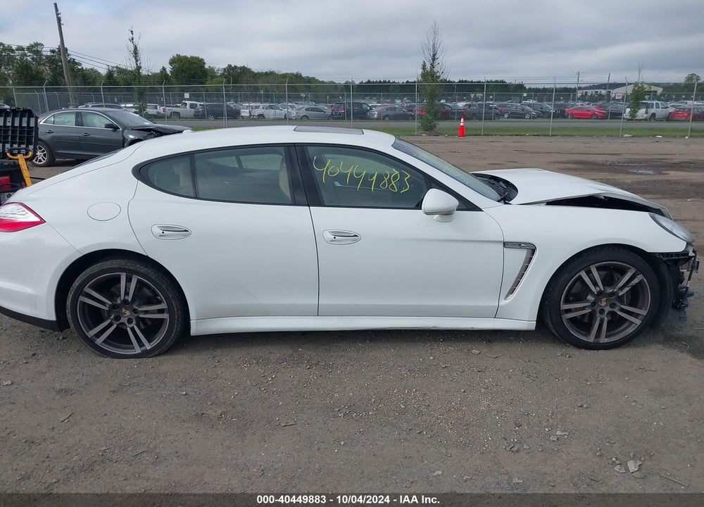 2013 PORSCHE PANAMERA 4 VIN: WP0AA2A71DL014325