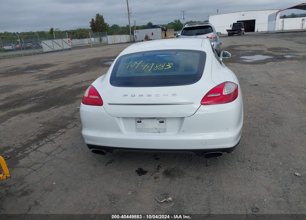 2013 PORSCHE PANAMERA 4 VIN: WP0AA2A71DL014325