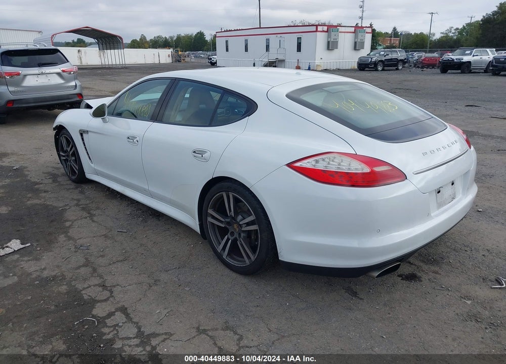 2013 PORSCHE PANAMERA 4 VIN: WP0AA2A71DL014325