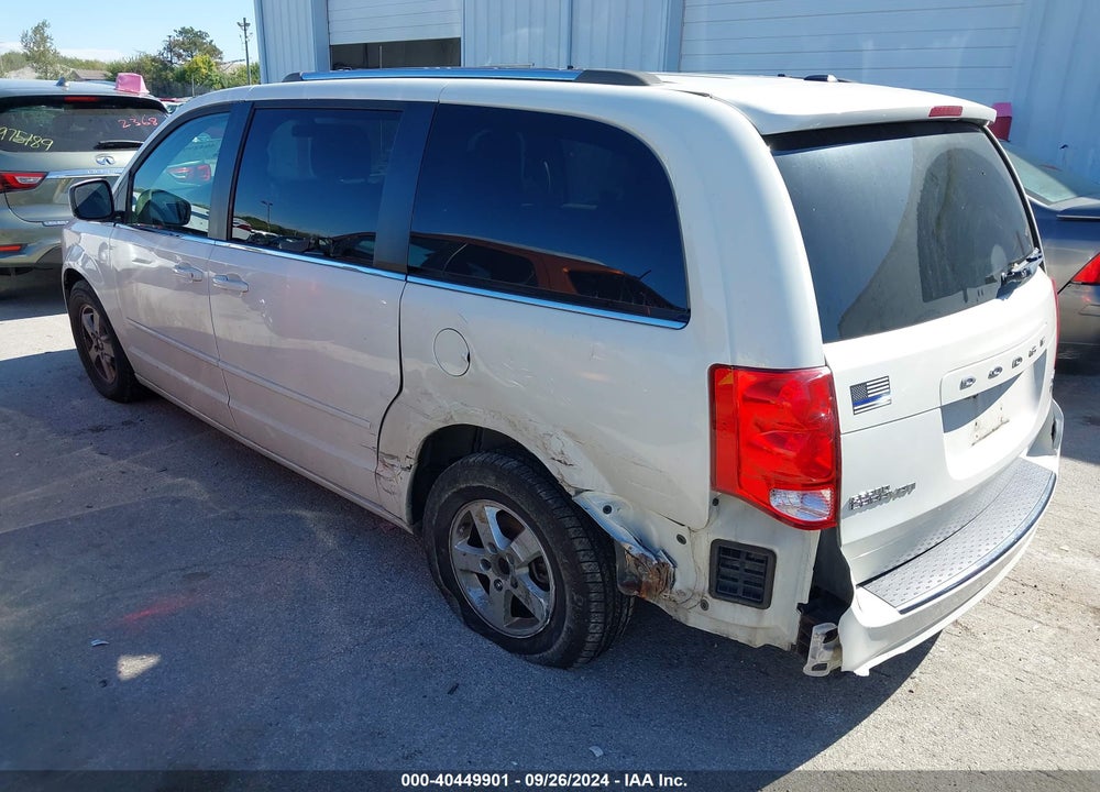2011 DODGE GRAND CARAVAN CREW VIN: 2D4RN5DG7BR721196