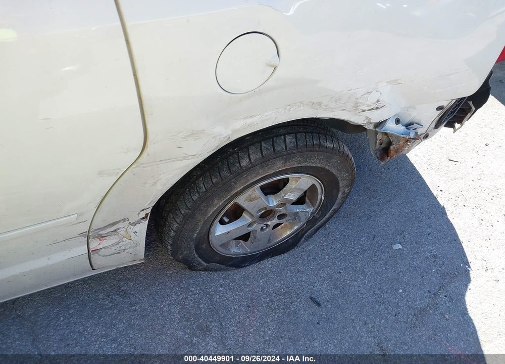 2011 DODGE GRAND CARAVAN CREW VIN: 2D4RN5DG7BR721196