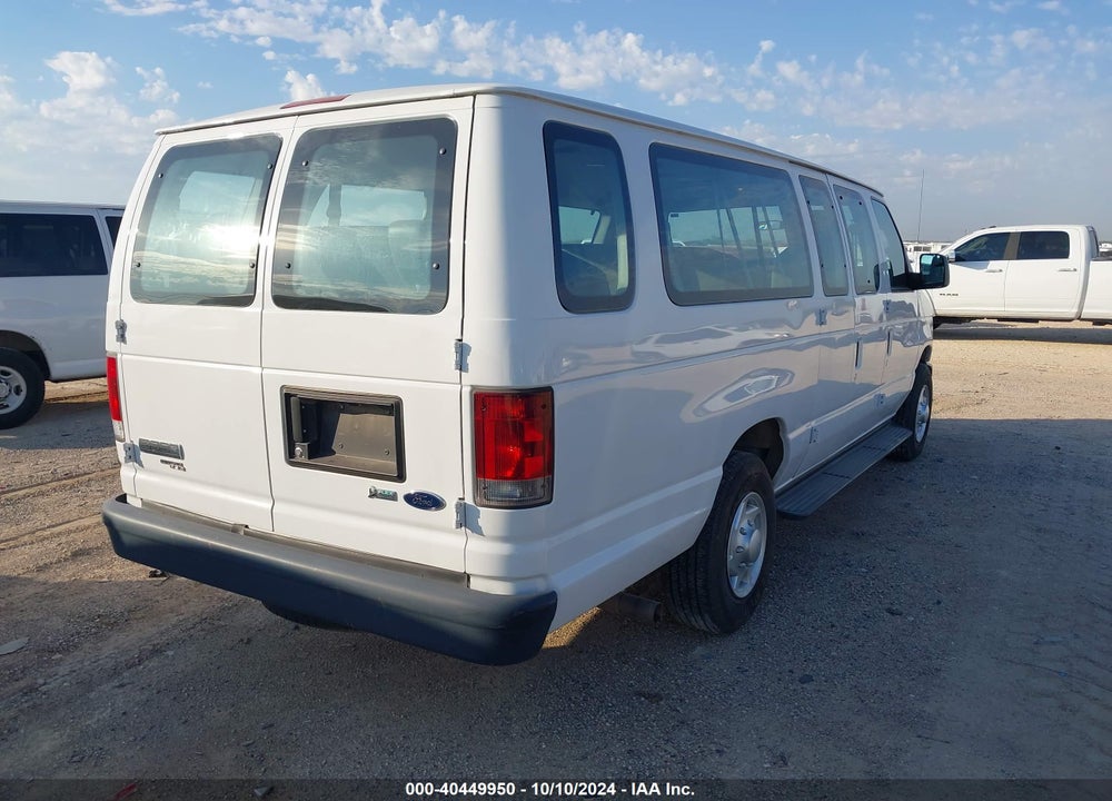2011 FORD E-350 SUPER DUTY XL VIN: 1FBSS3BL1BDA04067