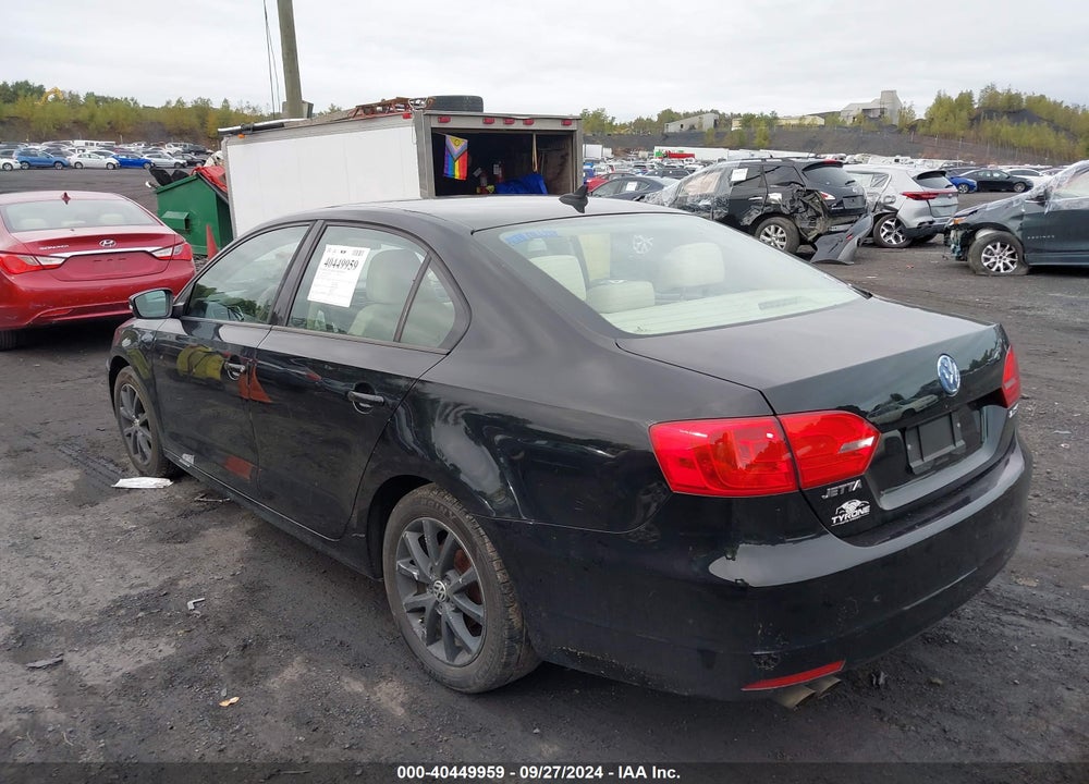 2012 VOLKSWAGEN JETTA 2.5L SE VIN: 3VWDP7AJ9CM314354
