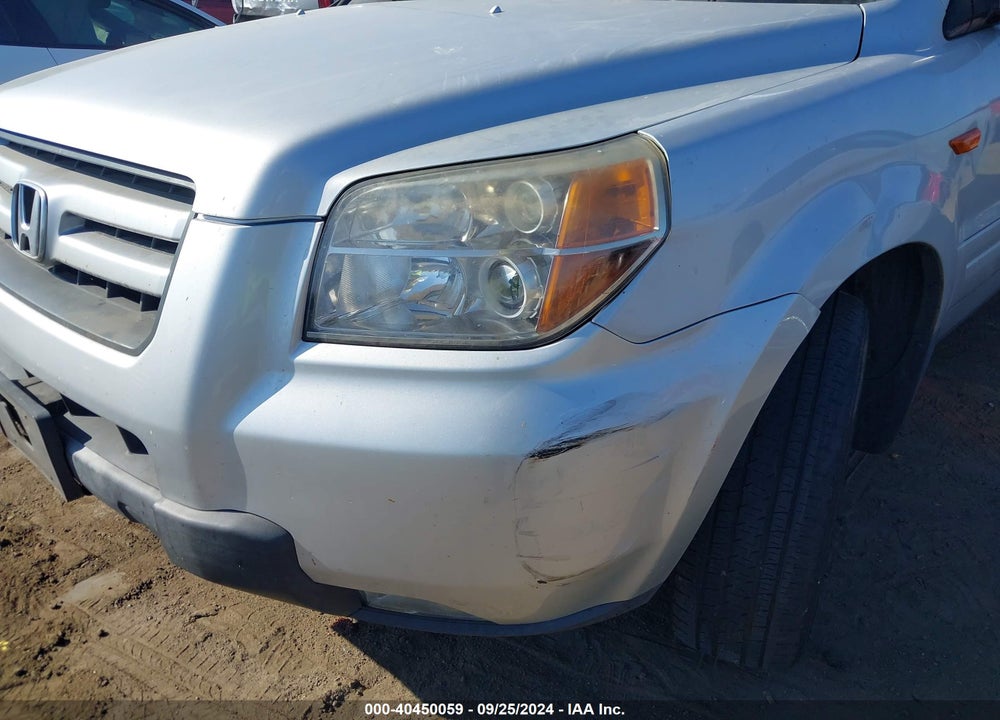 2008 HONDA PILOT EX-L VIN: 5FNYF187X8B056002