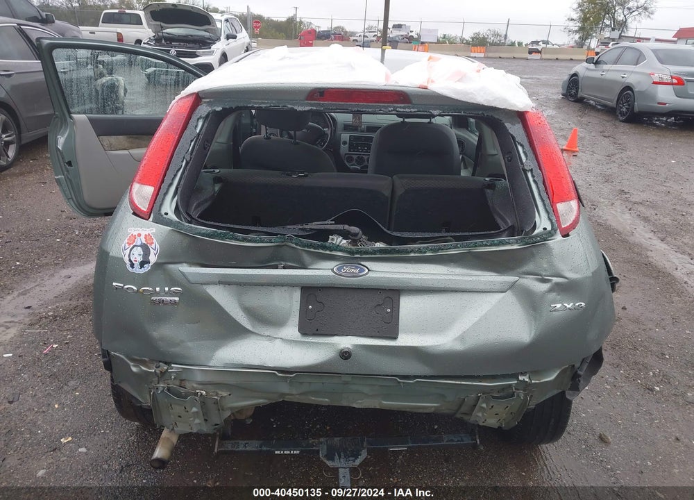2006 FORD FOCUS ZX3 VIN: 1FAFP31N06W209591