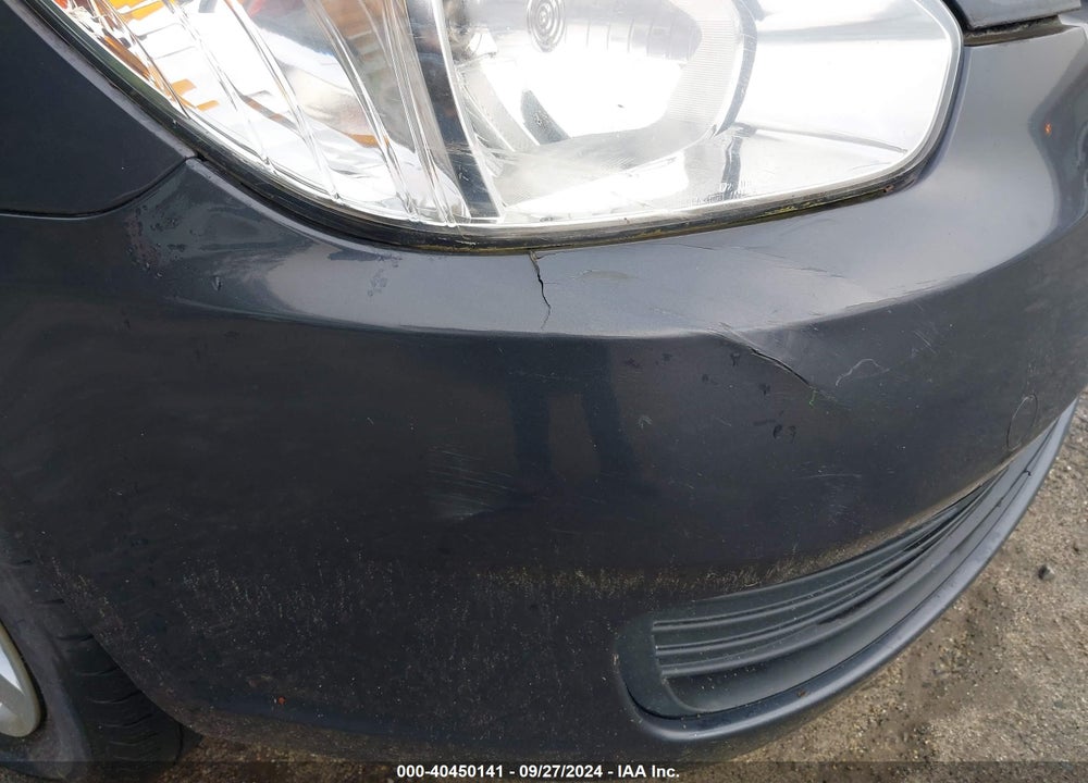 2011 HYUNDAI ACCENT GS VIN: KMHCM3AC0BU187193