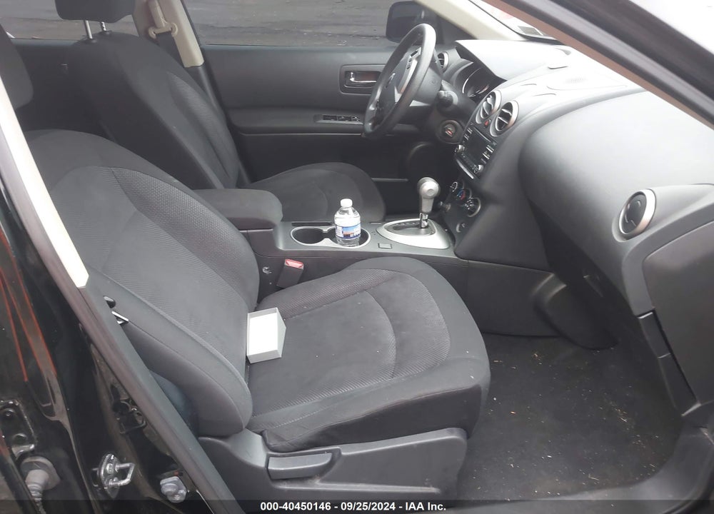2014 NISSAN ROGUE SELECT S VIN: JN8AS5MV1EW717078