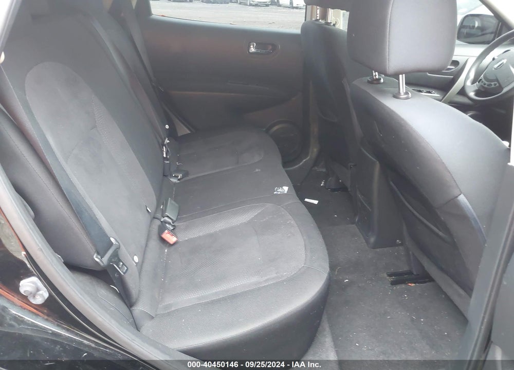 2014 NISSAN ROGUE SELECT S VIN: JN8AS5MV1EW717078