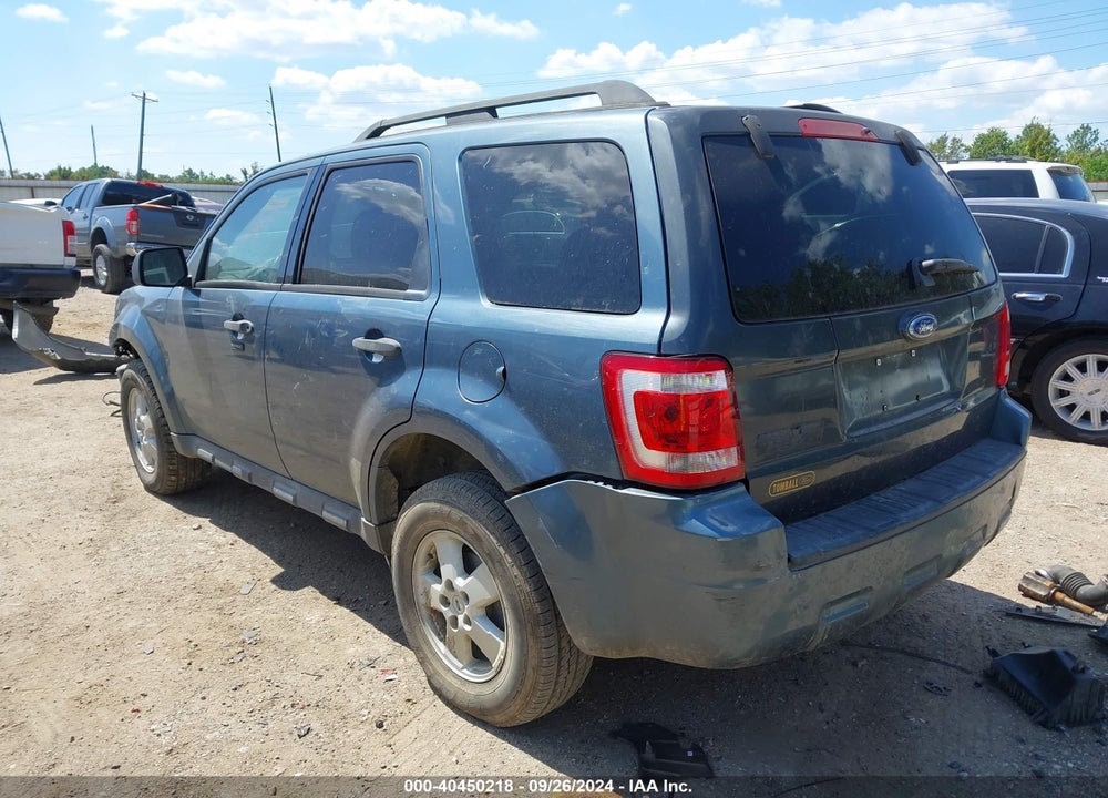 2010 FORD ESCAPE XLT VIN: 1FMCU0D72AKA02312