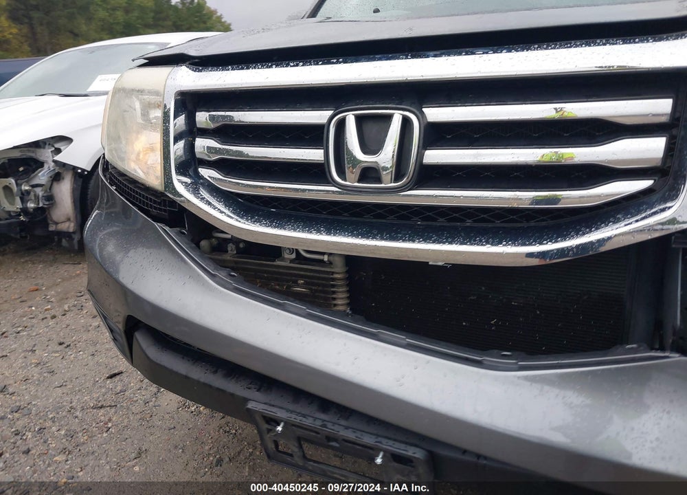 2012 HONDA PILOT TOURING VIN: 5FNYF4H92CB072268