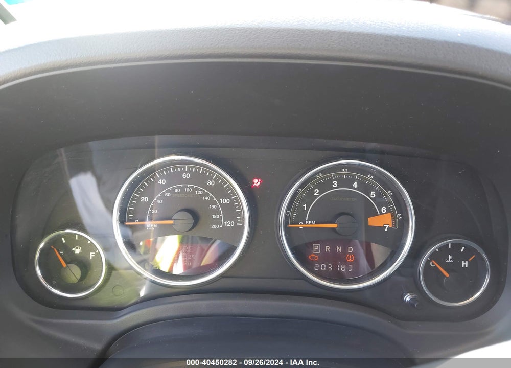 2014 JEEP COMPASS LATITUDE VIN: 1C4NJDEB8ED502114