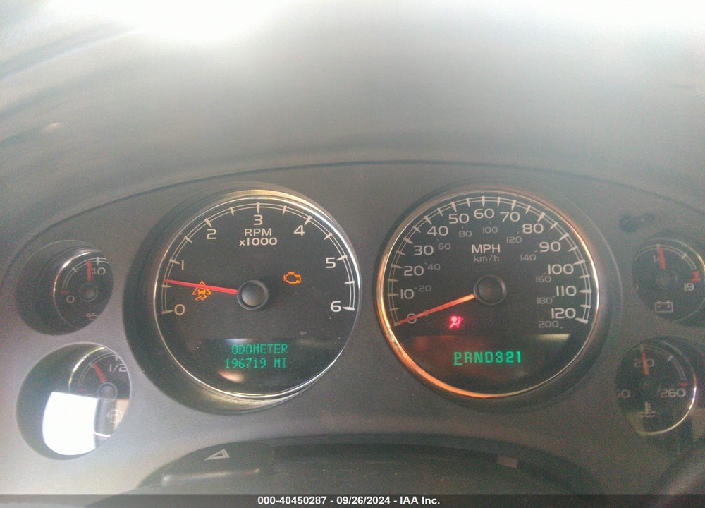 2007 CHEVROLET SUBURBAN 1500 LT VIN: 3GNFC16067G178586