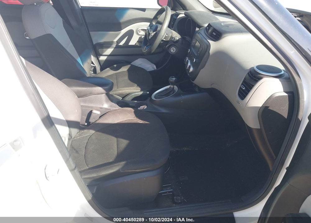 2016 KIA SOUL VIN: KNDJN2A29G7300221
