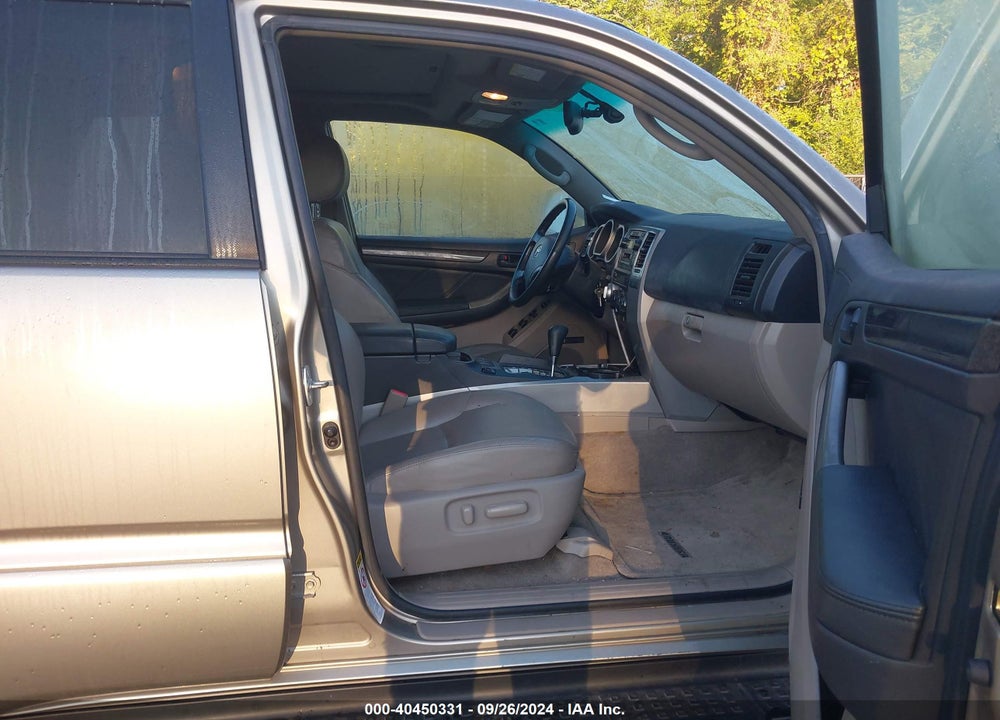 2005 TOYOTA 4RUNNER LIMITED V8 VIN: JTEBT17R750050150