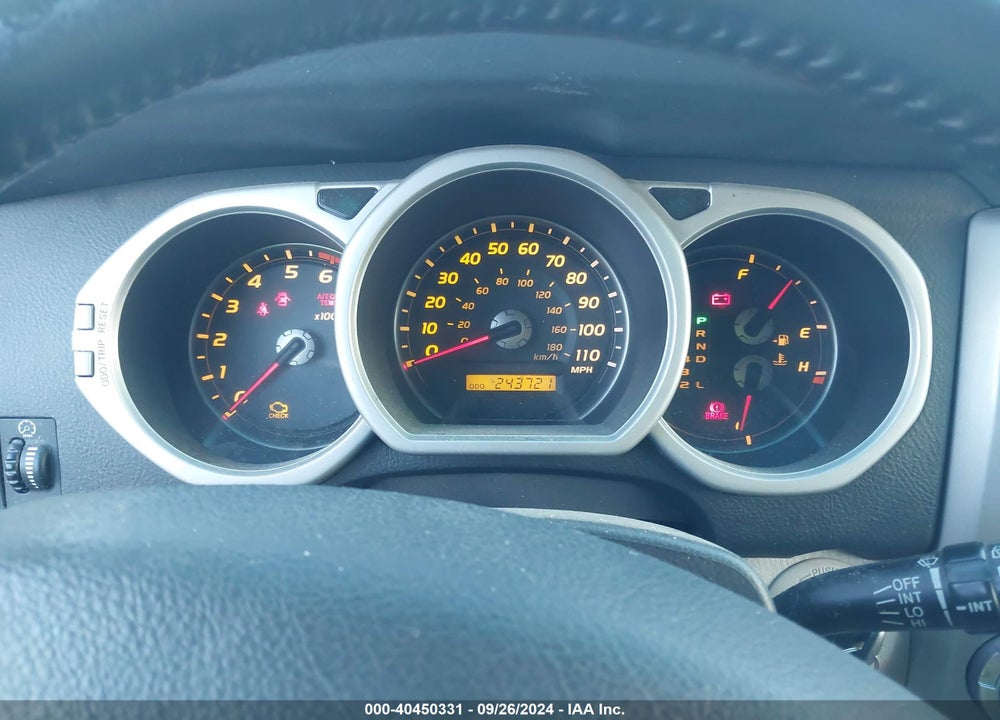 2005 TOYOTA 4RUNNER LIMITED V8 VIN: JTEBT17R750050150