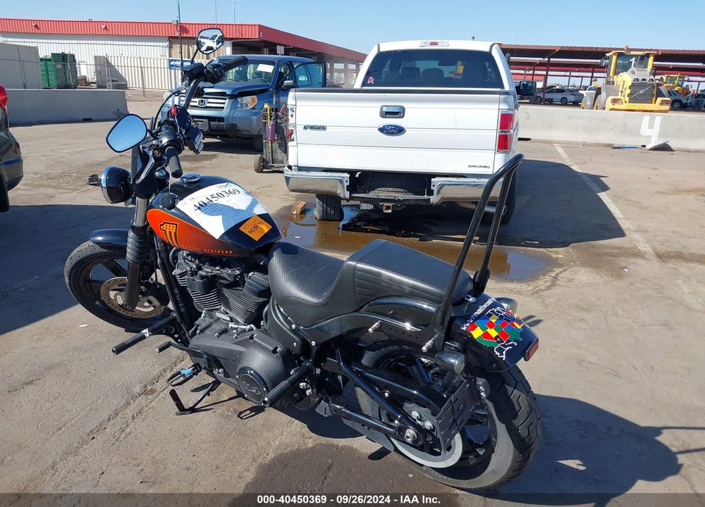 2022 HARLEY-DAVIDSON FXBBS VIN: 1HD1YYK10NB049887
