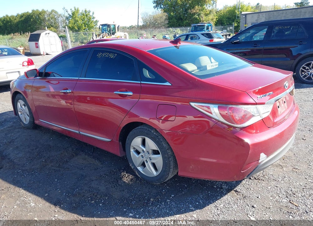 2011 HYUNDAI SONATA HYBRID VIN: KMHEC4A45BA012529