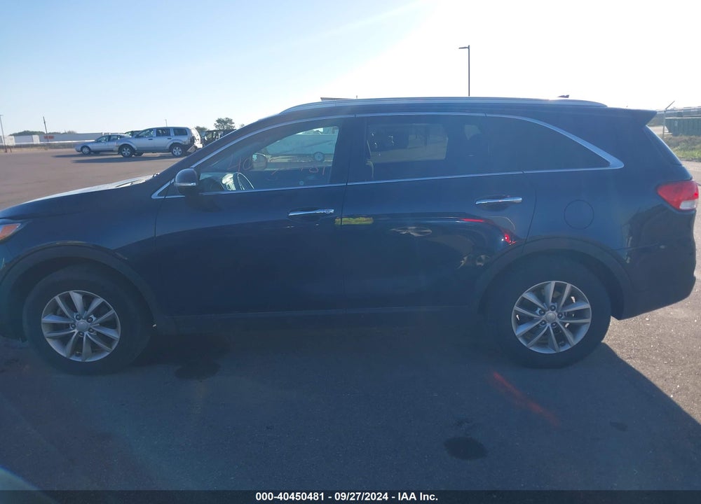 2016 KIA SORENTO 2.4L LX VIN: 5XYPG4A37GG123471