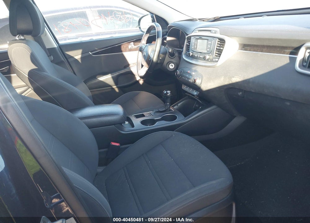 2016 KIA SORENTO 2.4L LX VIN: 5XYPG4A37GG123471