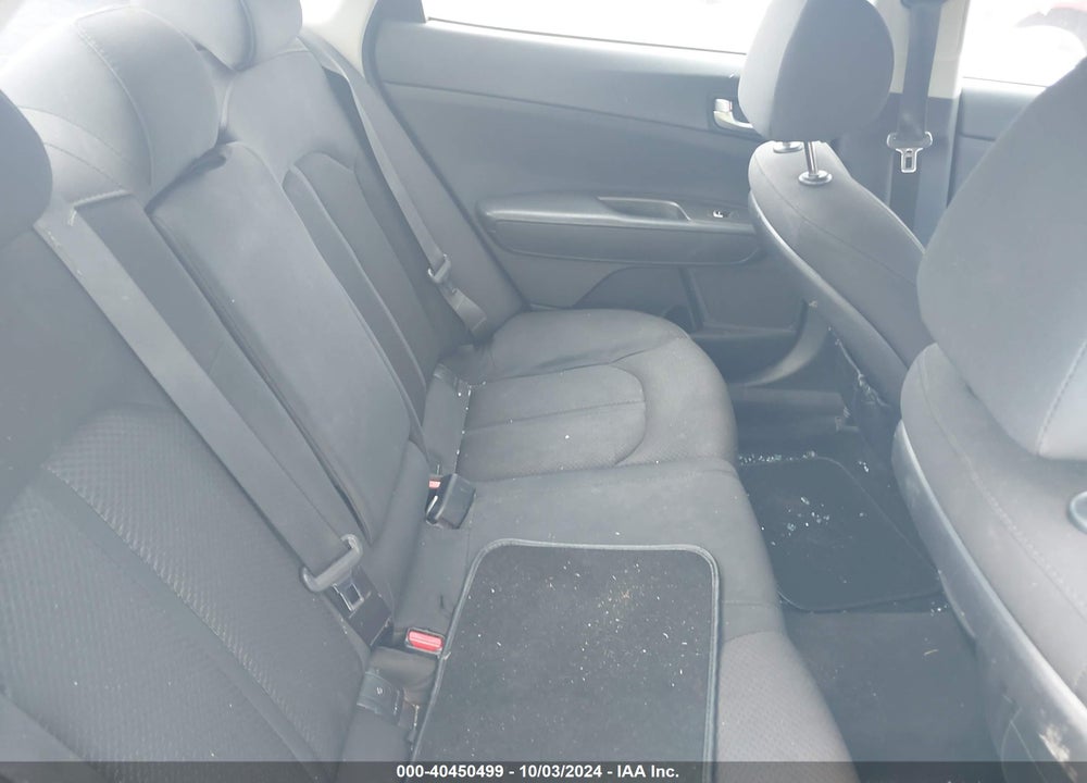 2018 KIA OPTIMA LX VIN: 5XXGT4L36JG234596