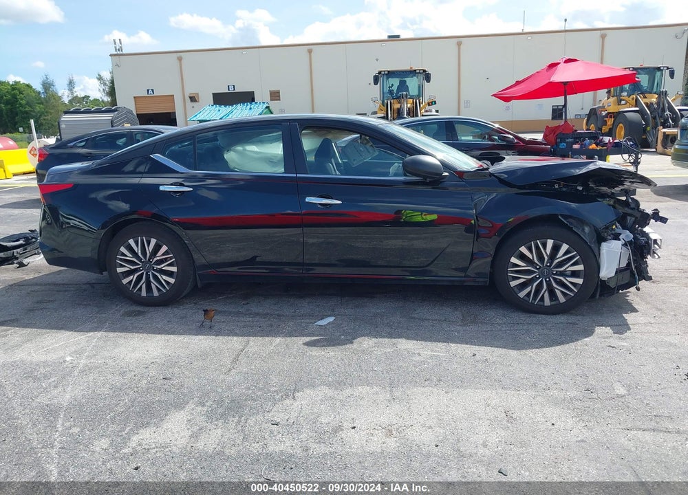 2024 NISSAN ALTIMA SV FWD VIN: 1N4BL4DV4RN321882