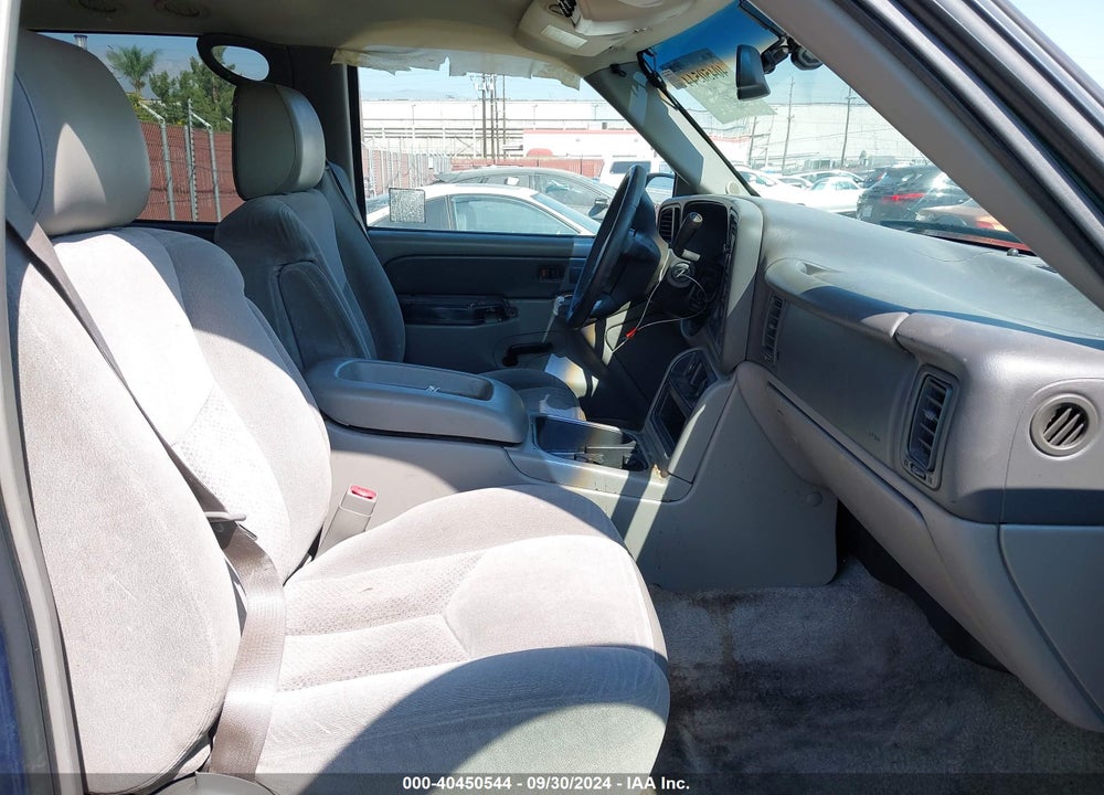 2003 CHEVROLET SUBURBAN 1500 LS VIN: 1GNEC16T03J306321