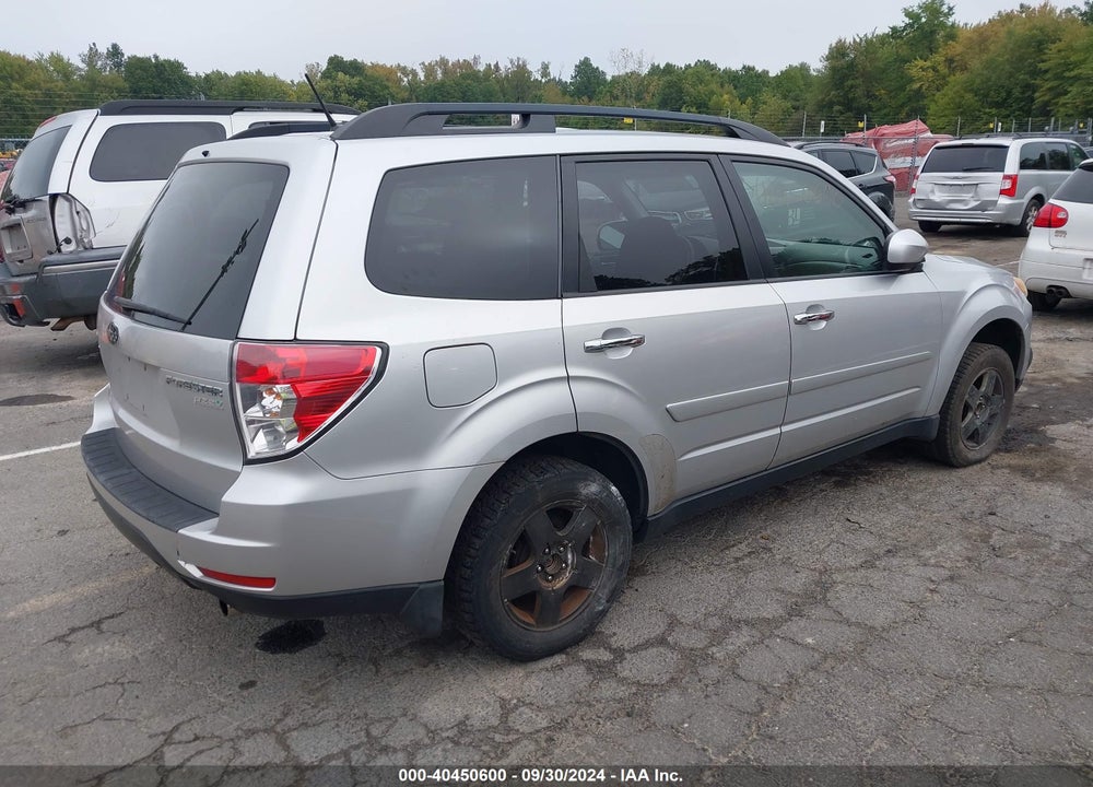 2011 SUBARU FORESTER 2.5X PREMIUM VIN: JF2SHADC4BH722993