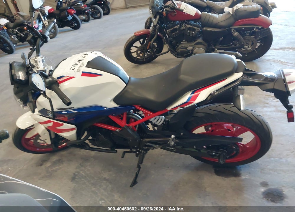 2023 BMW G310 R VIN: WB30G4306PRA42202