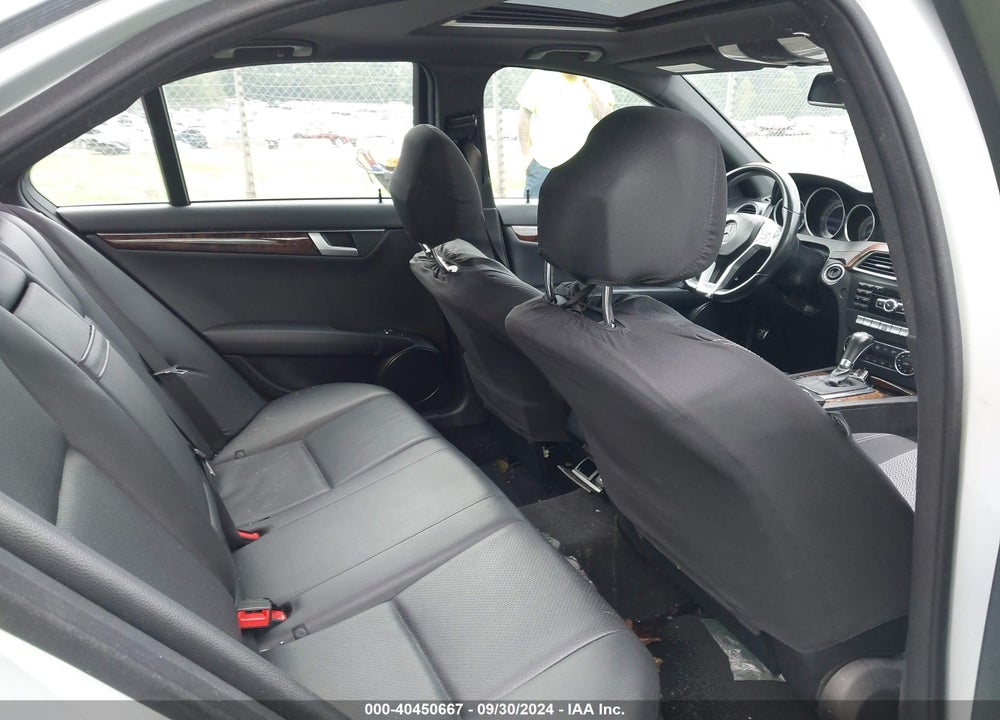 2013 MERCEDES-BENZ C 250 LUXURY/SPORT VIN: WDDGF4HB7DA835254