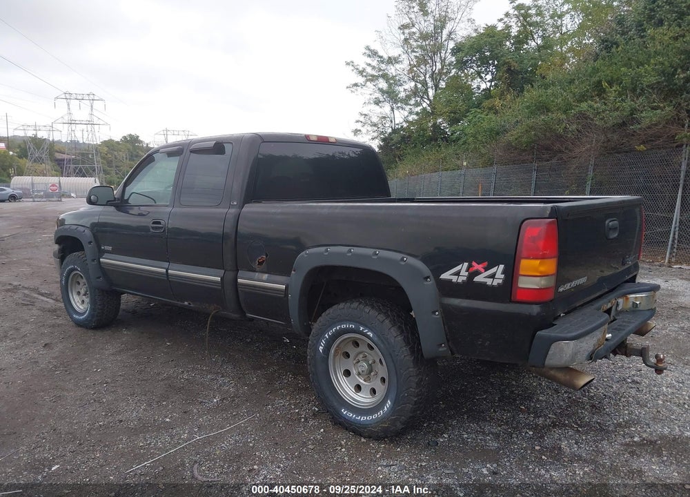 2001 CHEVROLET SILVERADO 1500 LS VIN: 2GCEK19V511151863