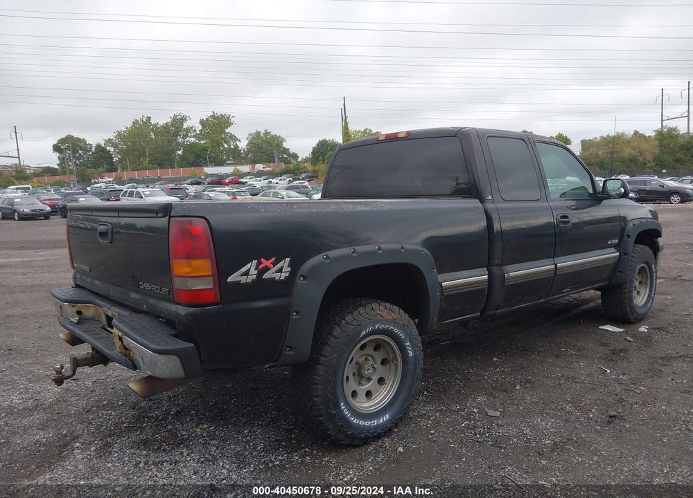 2001 CHEVROLET SILVERADO 1500 LS VIN: 2GCEK19V511151863