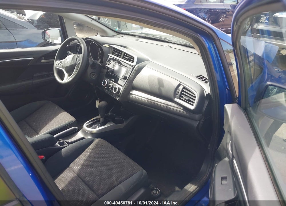 2015 HONDA FIT LX VIN: 3HGGK5H5XFM770803