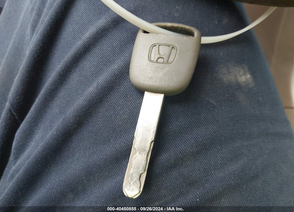 2005 HONDA ACCORD 2.4 EX VIN: 1HGCM56725A062893