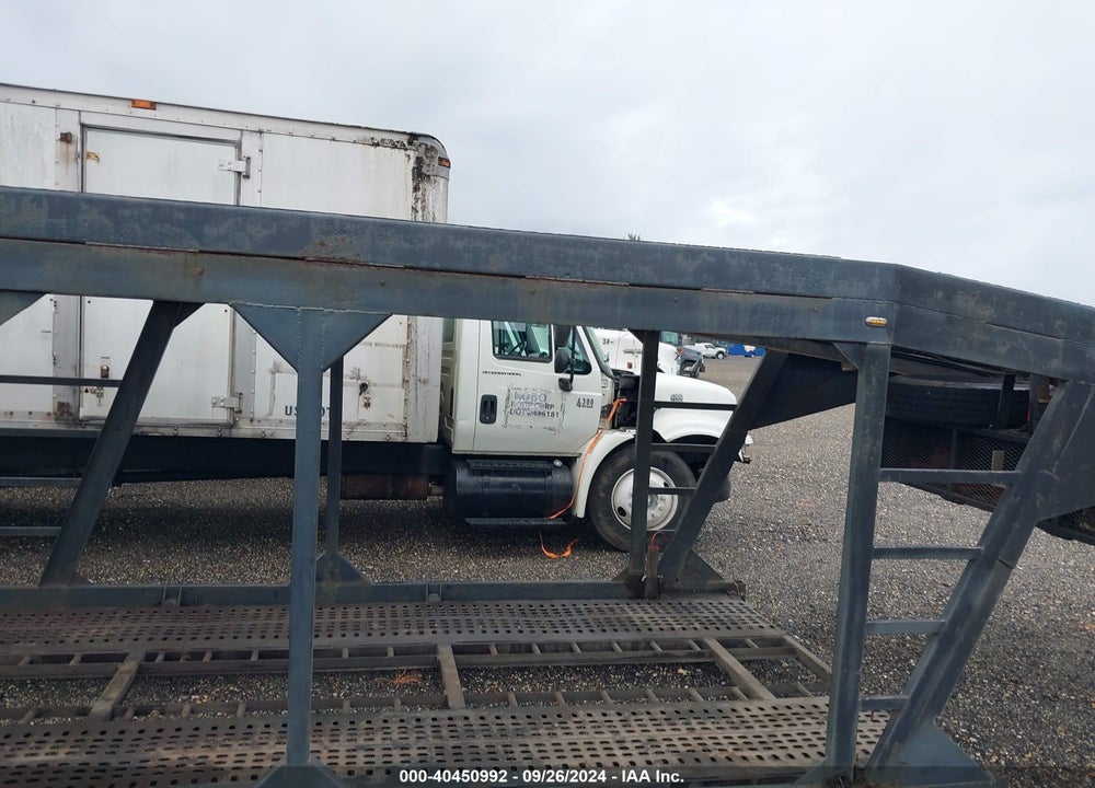 2000 TRAILER --- VIN: 1F9AS5327YH208076