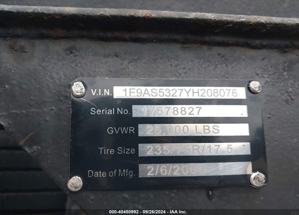 2000 TRAILER --- VIN: 1F9AS5327YH208076