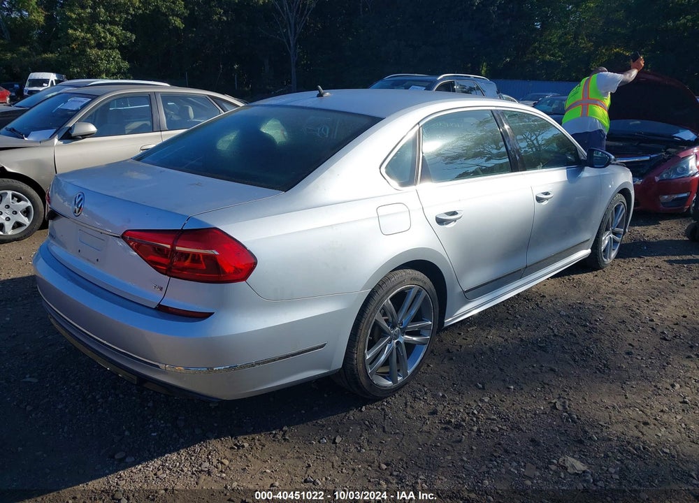 2016 VOLKSWAGEN PASSAT 1.8T R-LINE VIN: 1VWAT7A38GC045318