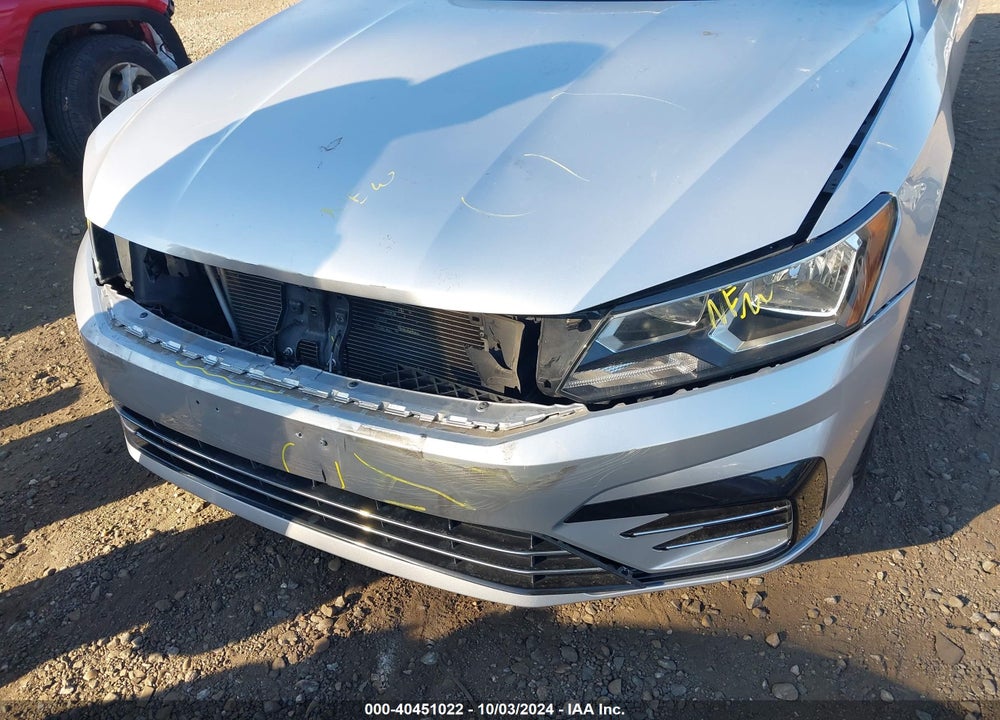 2016 VOLKSWAGEN PASSAT 1.8T R-LINE VIN: 1VWAT7A38GC045318